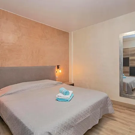 Cozy In Classic Style Apartamento