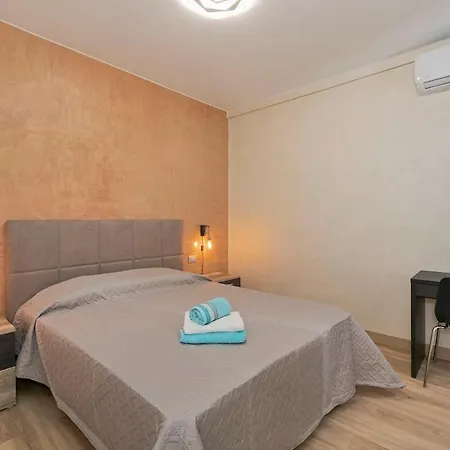 Cozy In Classic Style Apartament *