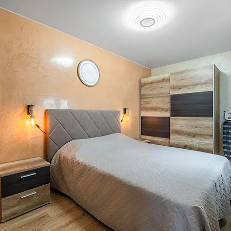 Cozy House In Classic Style Apartament *