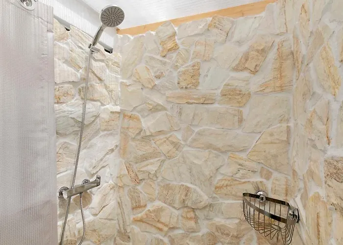 Cozy In Classic Style *