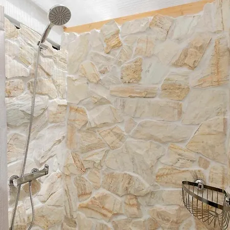 Cozy In Classic Style *