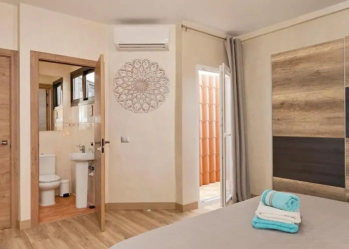Cozy In Classic Style Apartment Playa de San Juan (Tenerife)